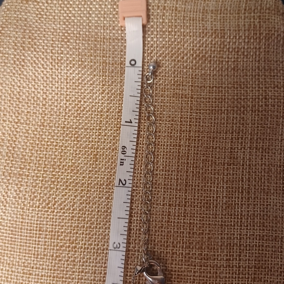 New York Necklace - Picture 5 of 6